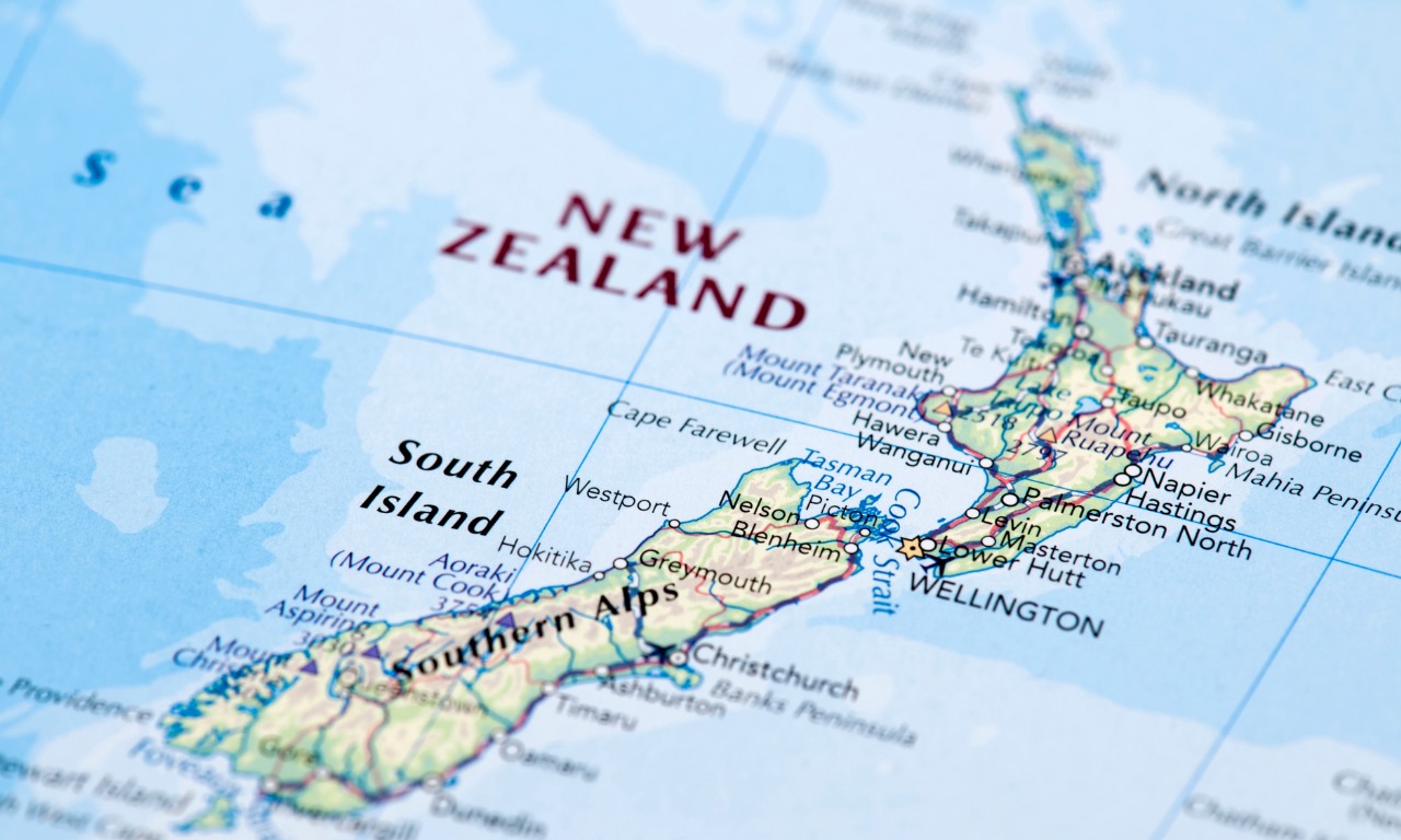 New Zealand Plunges into Recession: Economic Slump Fuels Political Turmoil