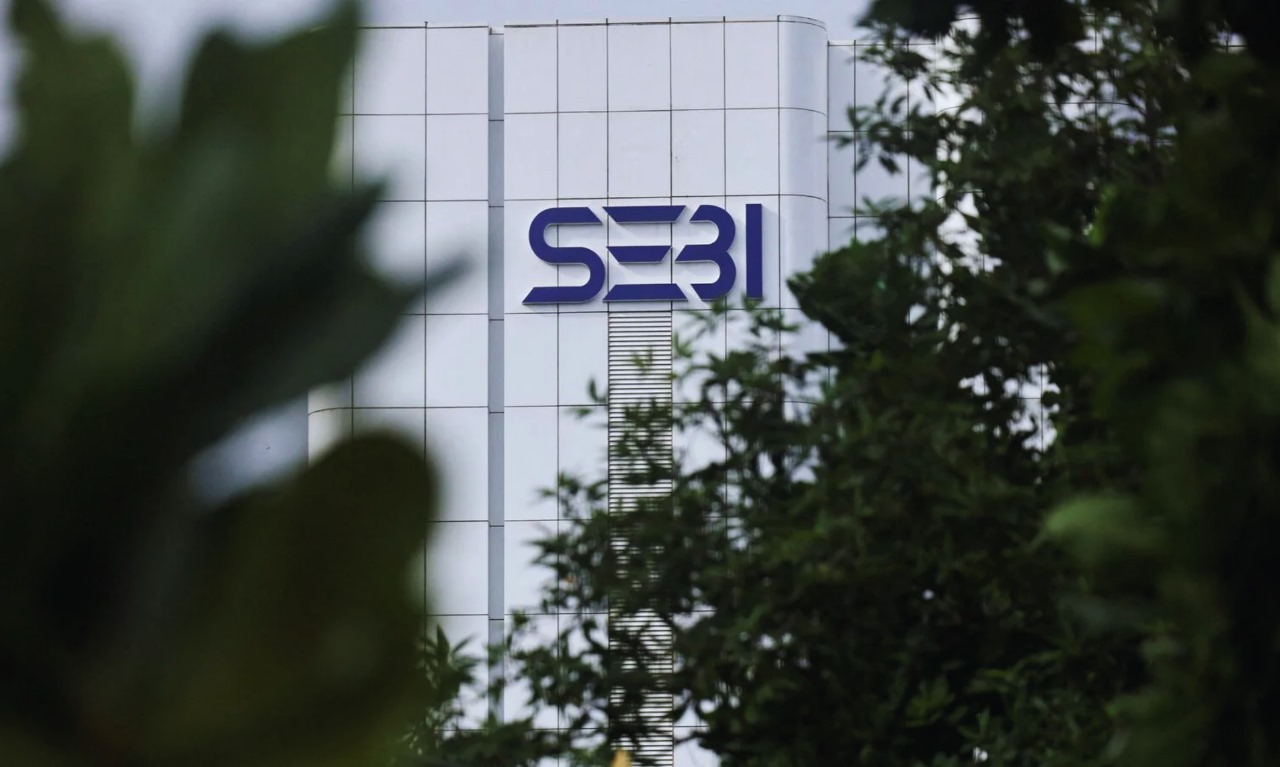 SEBI Slaps ₹7 Lakh Fine on Motilal Oswal for Margin Lapses and Disclosure Violations
