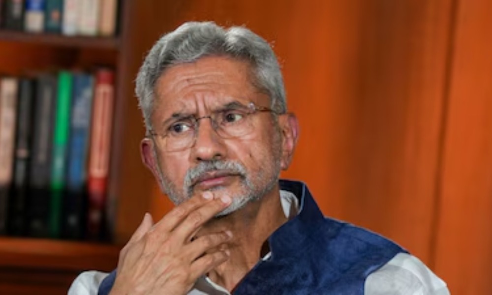 India Condemns Security Breach as Pro-Khalistan Extremist Tears Flag During Jaishankar’s UK Visit