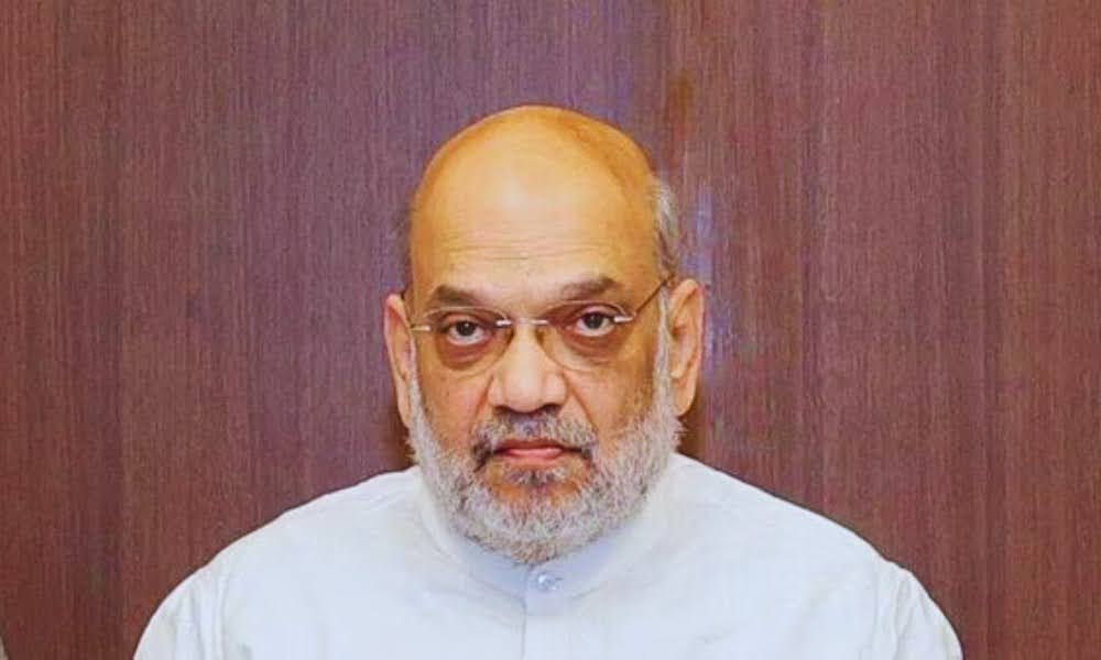 Amit Shah Holds High-Level Meeting After Pakistan’s Attempted Strike on Jammu Airport; Blackouts and Security Measures Enforced Across Border States