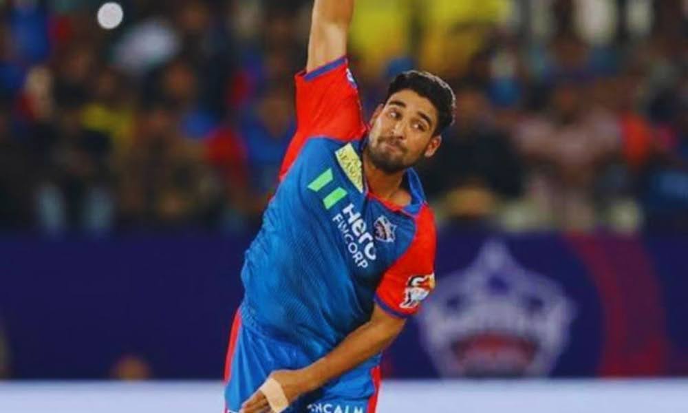 Who Is Madhav Tiwari? Meet Delhi Capitals’ 21-Year-Old Debutant in IPL 2025 Clash Against Punjab Kings