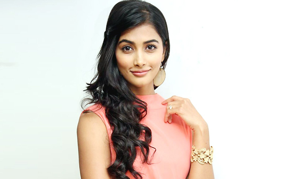 Pooja Hegde: Biography, Age, Height, Family, Education, Career, & More