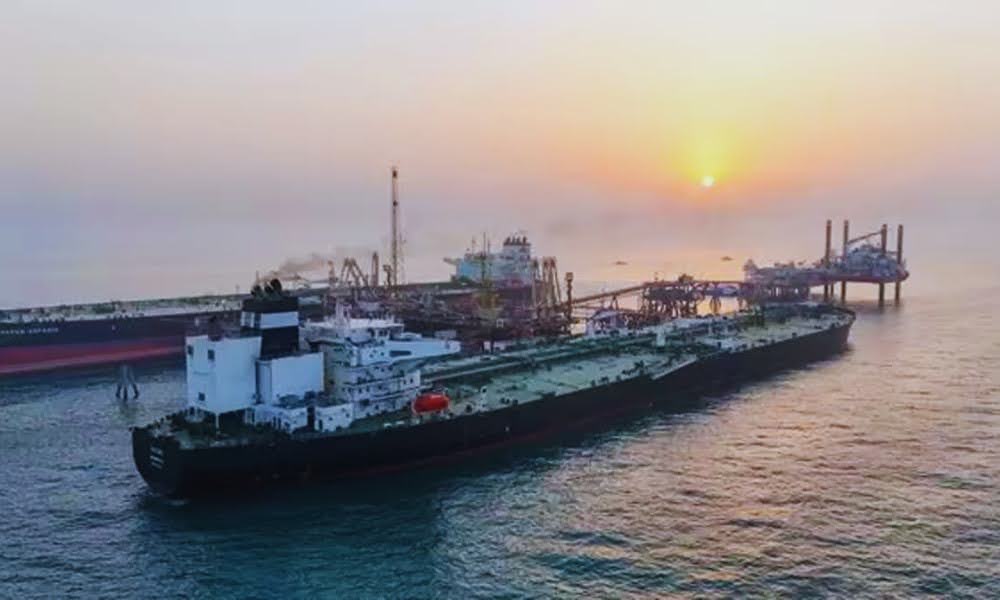 IOC and BPCL Resume Russian Oil Imports as Discounts Deepen