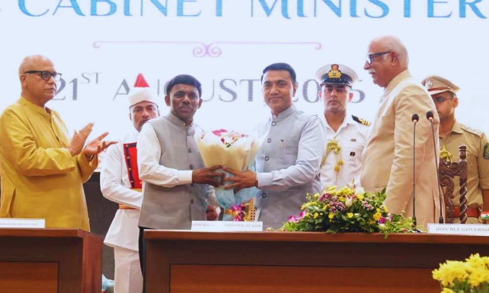 Ramesh Tawadkar and Digambar Kamat Sworn In as Ministers in Goa Cabinet